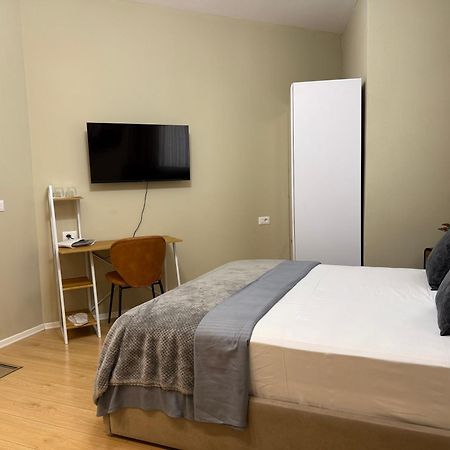 City Center Rooms And Apartments Durrës Buitenkant foto