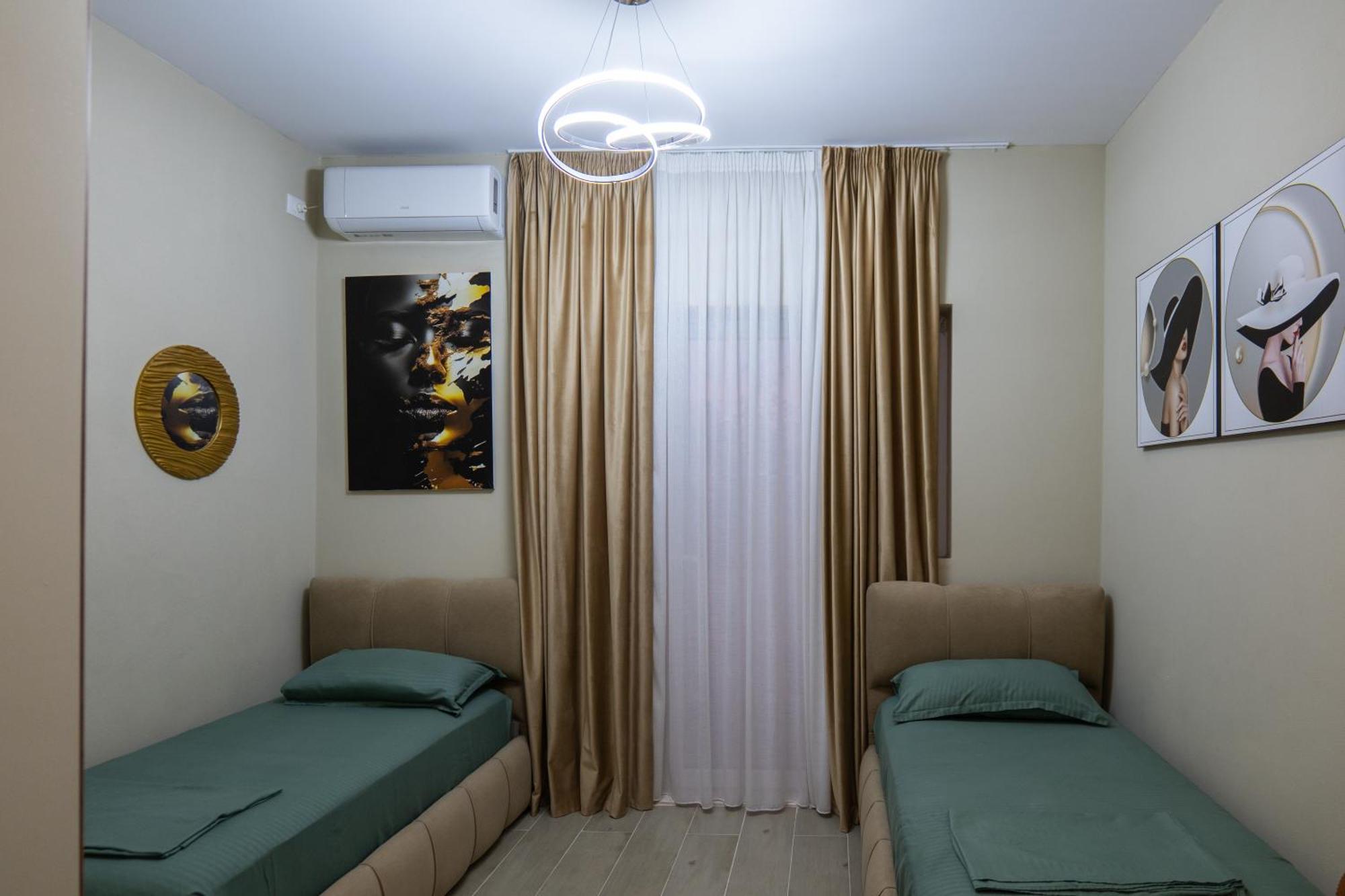 City Center Rooms And Apartments Durrës Buitenkant foto